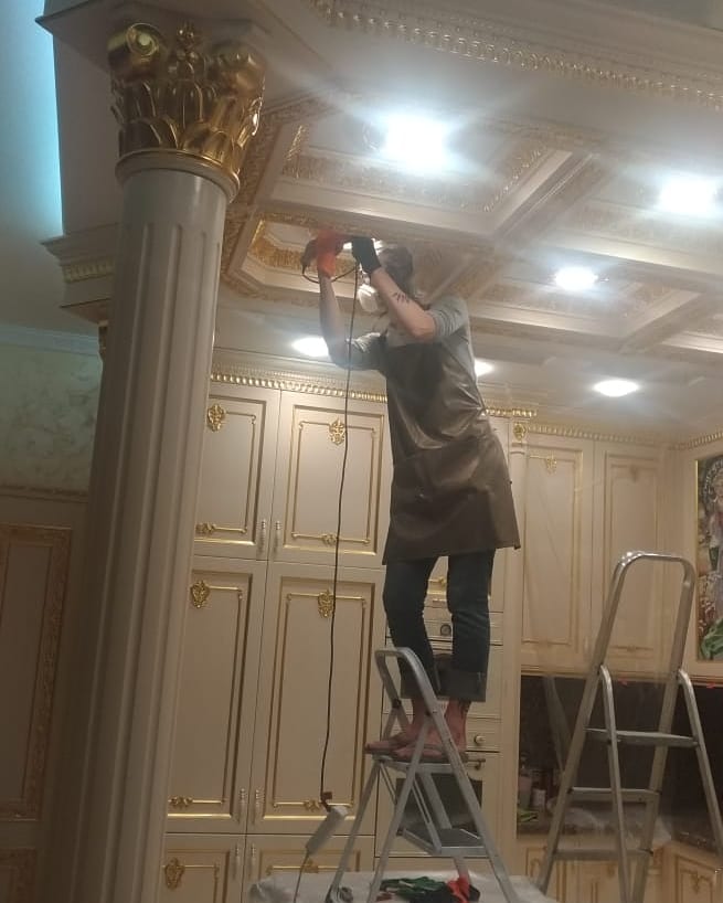 Выездная реставрация новой кухни в реставрационной мастерской Restorer.expert